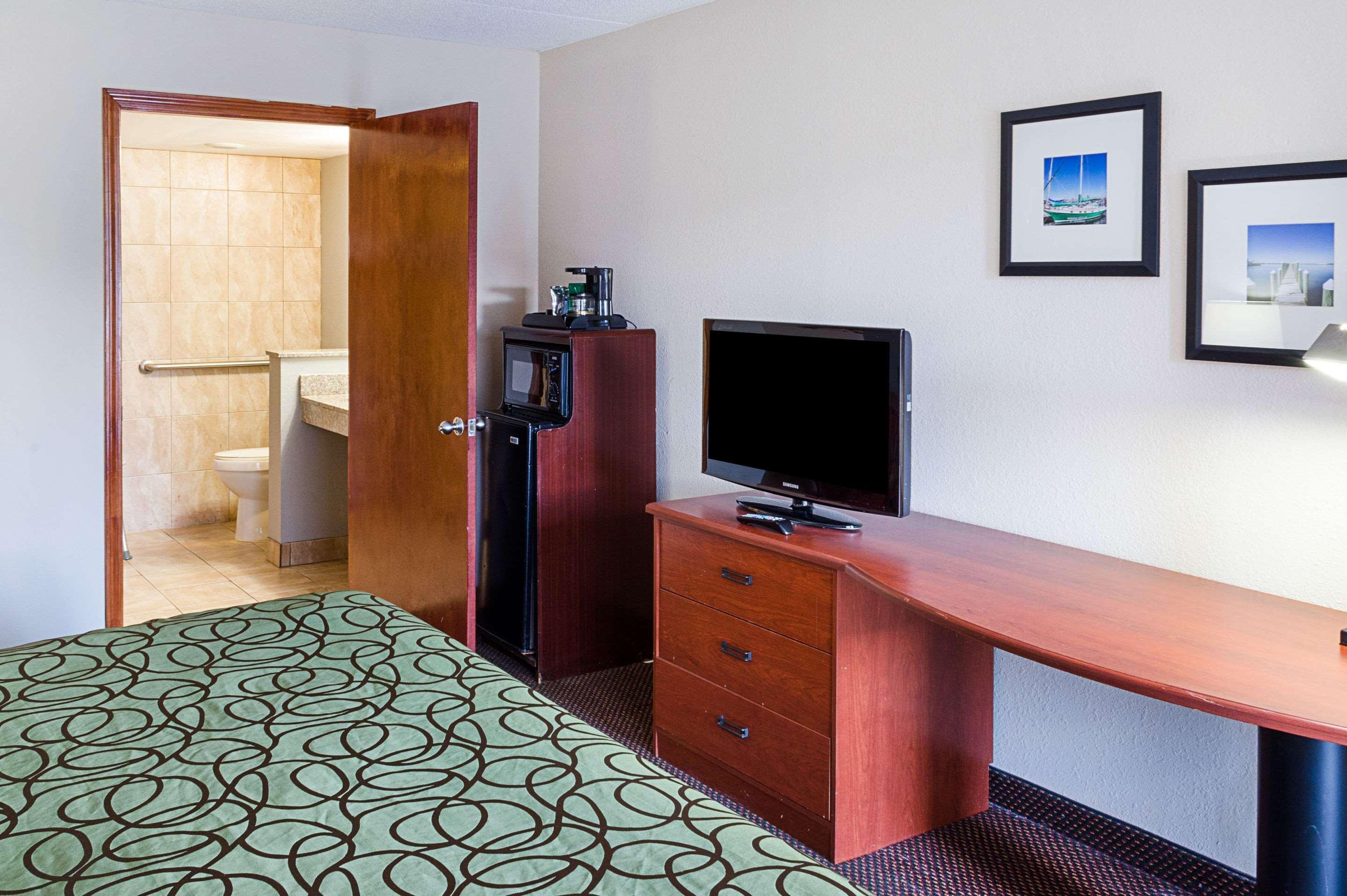 Rodeway Inn Panama City Exterior photo
